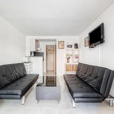 Apartman Studio Close To The Beach Of *